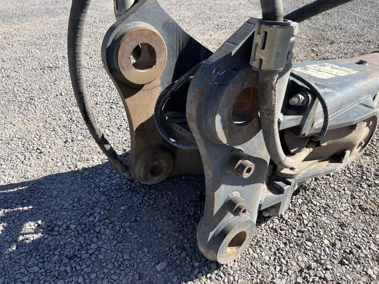 ./imagenes/INVOICE/2019/12495/CATERPILLAR H120 (3).JPG